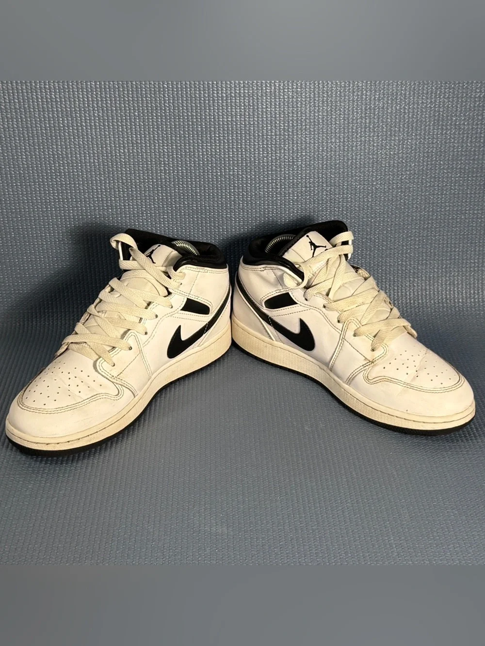 Nike Air Jordan 1 Mid Reverse Panda White Black Shoes DQ8423-132 Big Kid Size 7Y